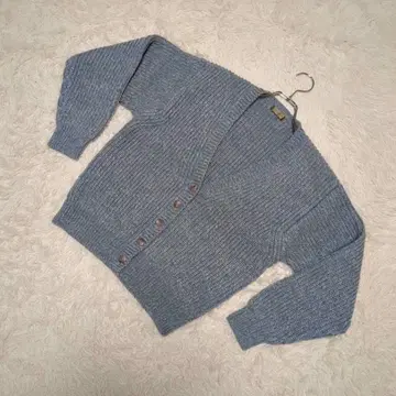 토마츠 V넥 레트로 가디건 모 소재 라이트 블루 립 편직