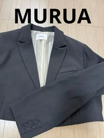 MURUA 다크 그레이 테일러드 자켓 탈부착 가능 스커트 세트