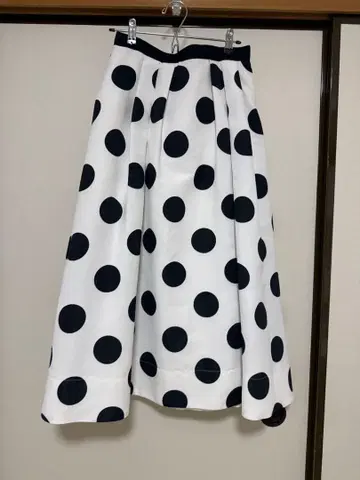 LOULOU WILLOUGHBY 빅 도트 스커트 알아바일 새상품급 블랙