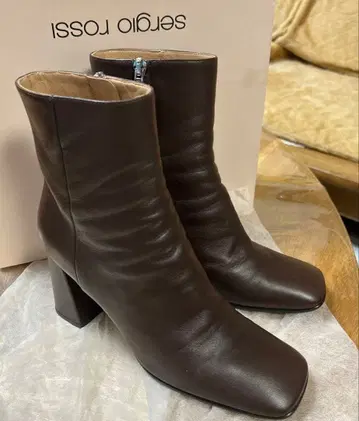 세르지오 로시 브라운 가죽 부츠