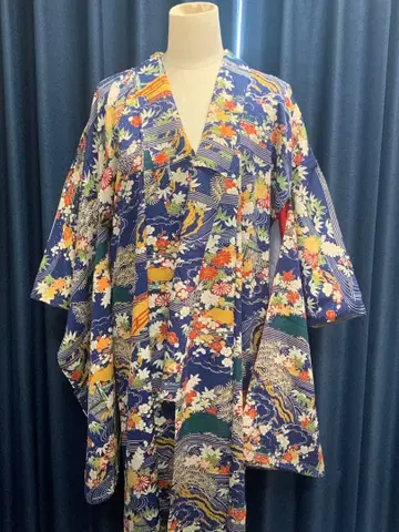 앤티크 기모노 후리소데 네이비 꽃무늬 하자 있음