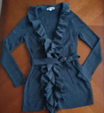 나라 까미체 프릴 다크 그레이 롱 가디건