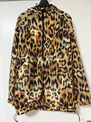 오니츠카타이거 표범 무늬 나일론 자켓 풀오버 레오파드