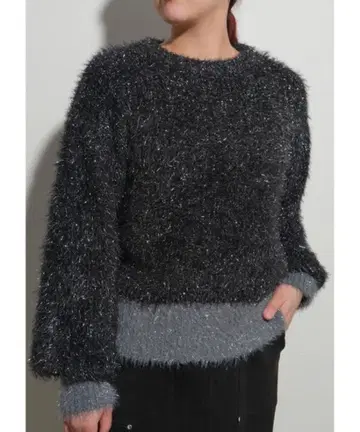 새상품 이번 시즌 palm RICHE 샤이니 니트 TOPS 블랙