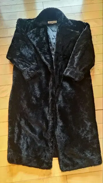 노마 카말리 인조 모피 롱 코트 블랙