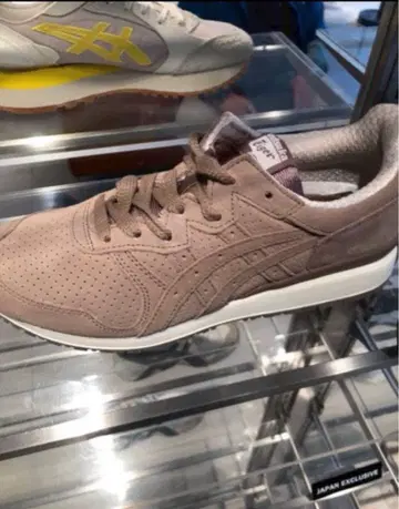 일본 한정판 모델 오니츠카 타이거 스니커즈