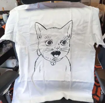 엄청 마코토짱 고양이 메차 T셔츠