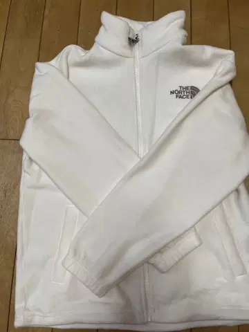 [한국 한정판] THE NORTH FACE 플리스 화이트 S 사이즈