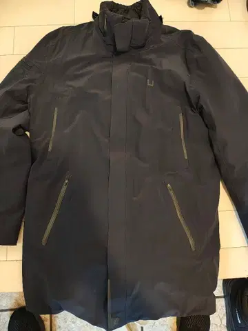 UBR 우버 다운 코트 네이비 방수 방풍 고기능 북유럽 브랜드