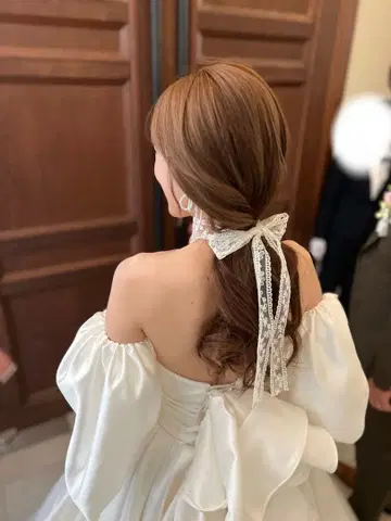 고급 새틴 웨딩 드레스 퍼프 슬리브