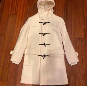 [ 신춘 SALE ] 아바하우스 화이트 더플 코트 후드 부착