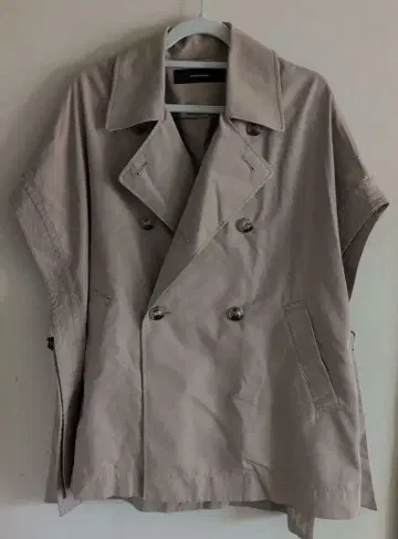 JOURNALSTANDARD 베이지 트렌치풍 베스트