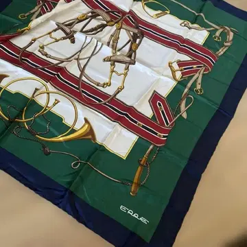 ERRE 실크 스카프 마구 디자인