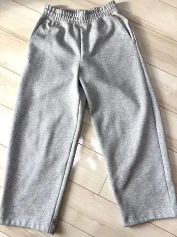 유니클로 C 맨투맨 S 라이트 그레이