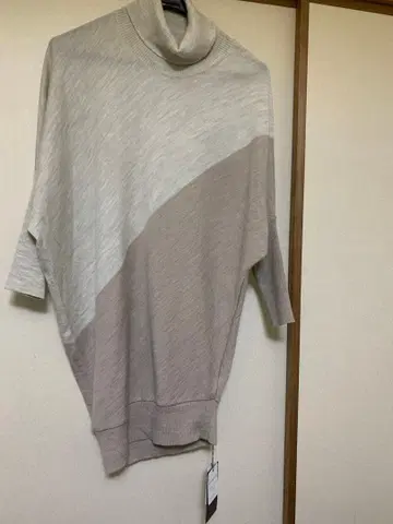 일본제 디자인 스웨터 울 100%