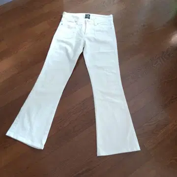 새상품 Something 비너스진스 화이트