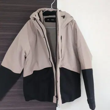 엑스쉘터(R) 단열 알파 방수 방한 자켓 4L 블랙