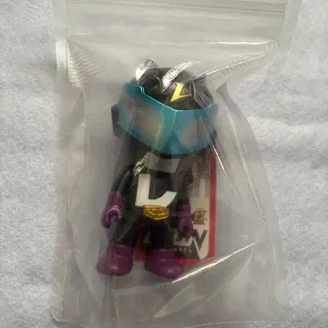 레온 채널 소프트 비닐 어둠