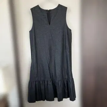 새상품급 살바토레 페라가모 울 키 넥 원피스 드레스 프릴