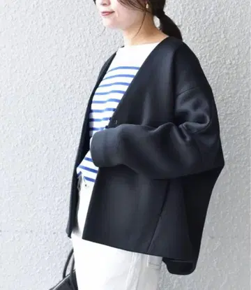 SHIPS 종이상자 숏 코트 아우터 블랙