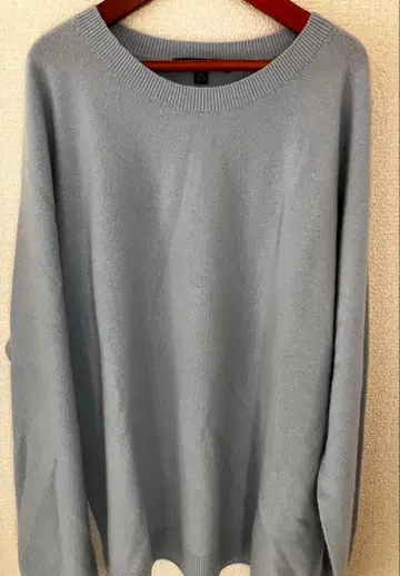 [새상품] 유니클로 캐시미어 100% 니트 XL