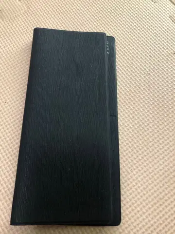 스트라이프 무늬 블랙 장지갑 (동전 지갑 없음)