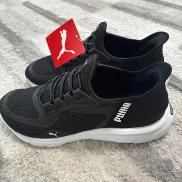 PUMA SoftRide 블랙 스니커즈