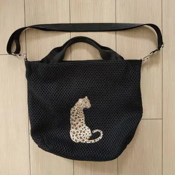 CHARUER 표범 자수 메쉬 숄더백