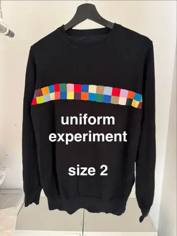 UE / 19SS 컬러 차트 크루넥 니트