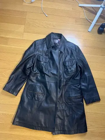 TOKUKO 블랙 가죽 자켓 사이즈 9