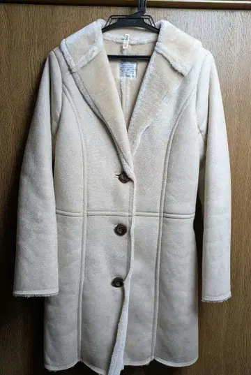 [ 새상품급 ] Noela 무스탕 코트