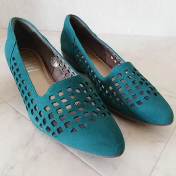 고품질!!fitfit 핏핏 천연 가죽 힐 스니커즈 펌프스 23cm