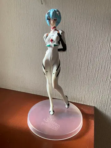 에반게리온 레이 피규어