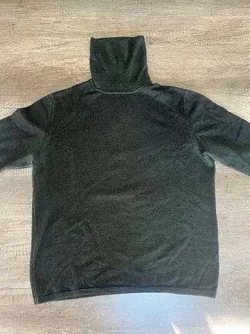 다크 그린 터틀넥 스웨터 46 사이즈 100% 라나 울