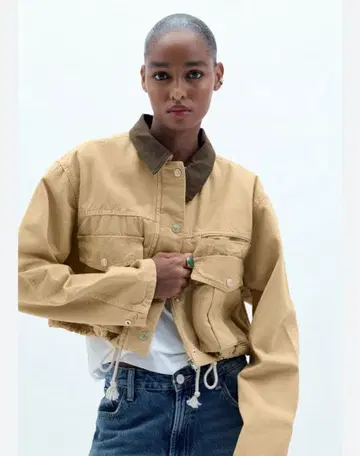 ZARA 대비 드로우 스트링 크롭 자켓
