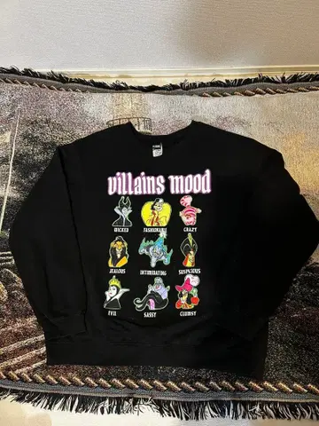 디즈니 빌런즈 그래픽 맨투맨 XL