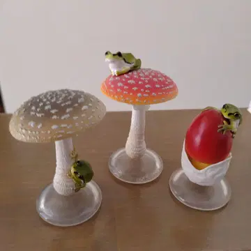 개구리와 버섯 피규어 3개 세트