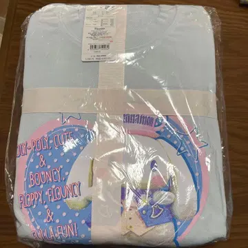 시나모롤 맨투맨