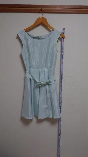 [레스 빠세] 슬리브리스 민트 그린 원피스 드레스 S 사이즈 상당