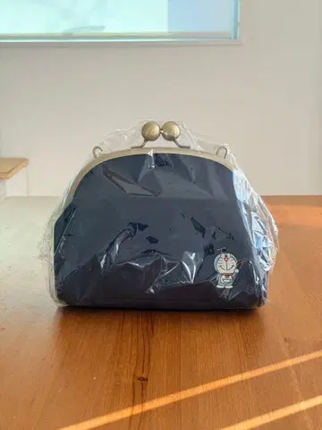 [ 미개봉 새상품 ] AYANOKOJI 가마구치 숄더백 x 도라에몽