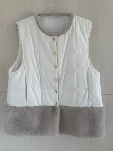 에어리 페어리 어른스럽고 사랑스럽게 고급스러운 퍼 도킹 베스트 화이트 M