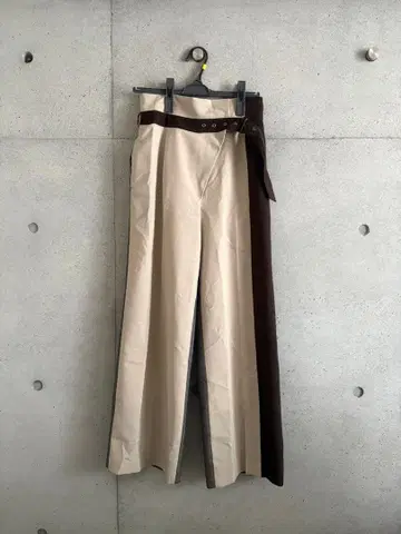 UNITED TOKYO 와이드 팬츠