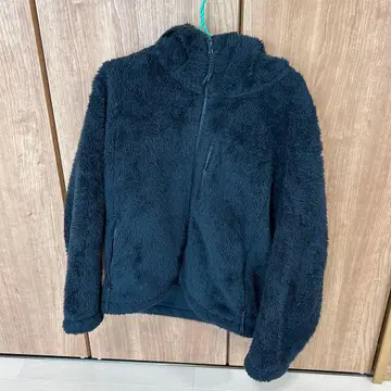 네이비 플리스 자켓 후드 부착 블랙 유니클로