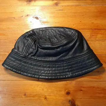가죽 버킷햇 블랙