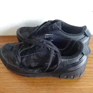 오니츠카타이거 델리게이션청크 23cm 통굽 박스 없음