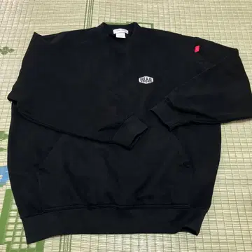 HEADGOONIE 포켓 부착 맨투맨