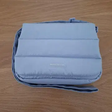 Beyond The Vines Glazed Poofy Bag