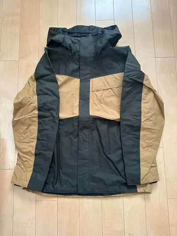 US 기획 THE NORTH FACE 마운틴 후드티 그린/베이지