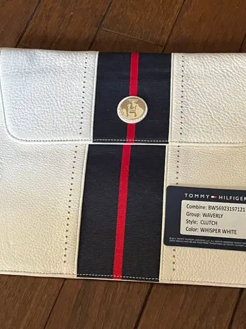 TOMMY HILFIGER 클러치백 WHISPER WHITE
