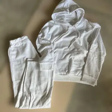 H&M 화이트 맨투맨 셋업